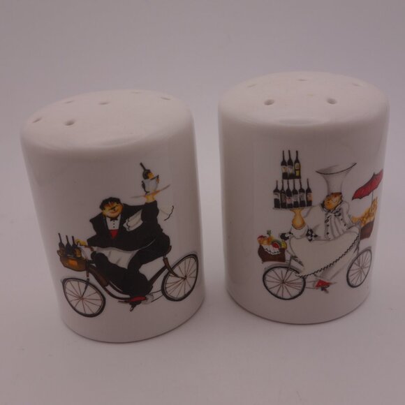 Oneida "Chefs to Go" Salt & Pepper Set featuring a Chef and a Waiter on Bicycle - Picture 1 of 13